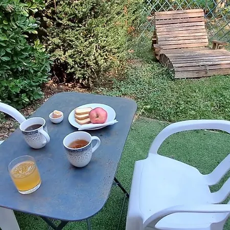 Appartement Cocooning Au Bourg Julien L'ars